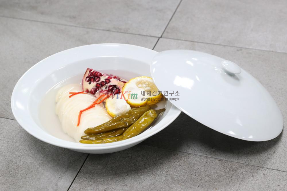 석류유자동치미의 대표 이미지입니다.