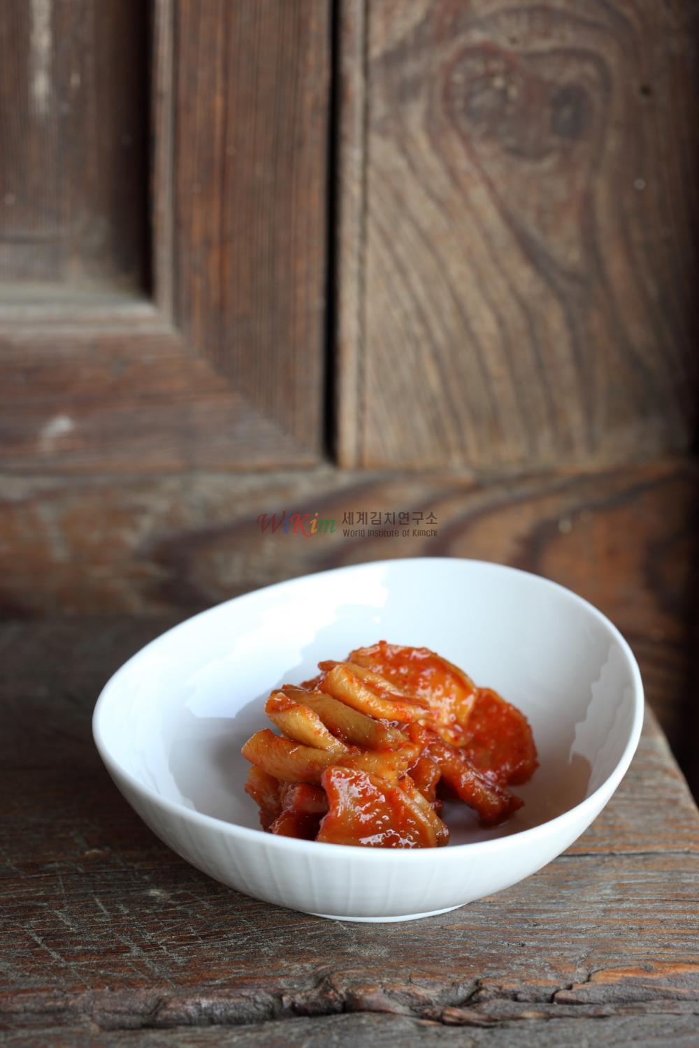 곤짠지(무말랭이김치)의 대표 이미지입니다.
