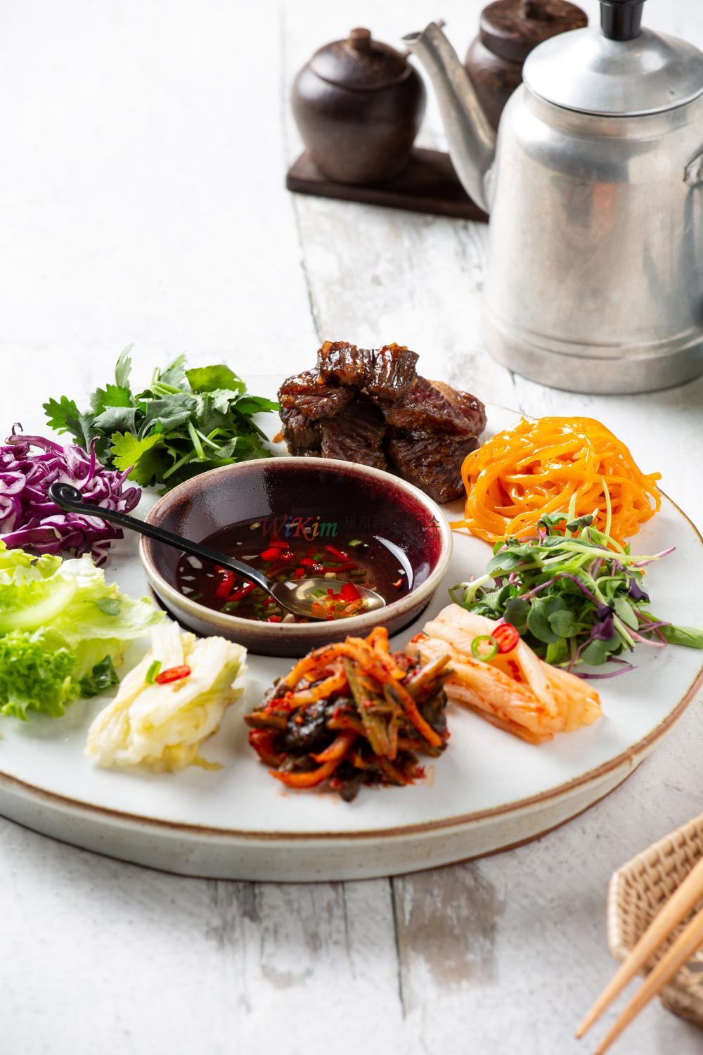 김치 소고기 분짜 이미지